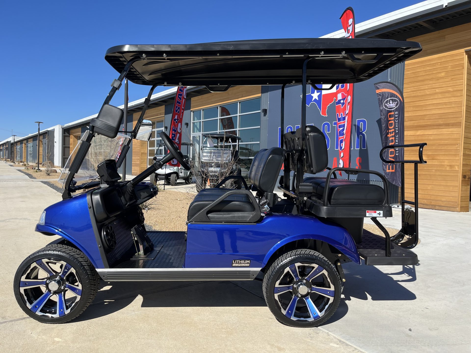 2024 Evolution Classic 4 Plus LITHIUM Golf Cart Lone Star Golf Cars   IMG 9214 