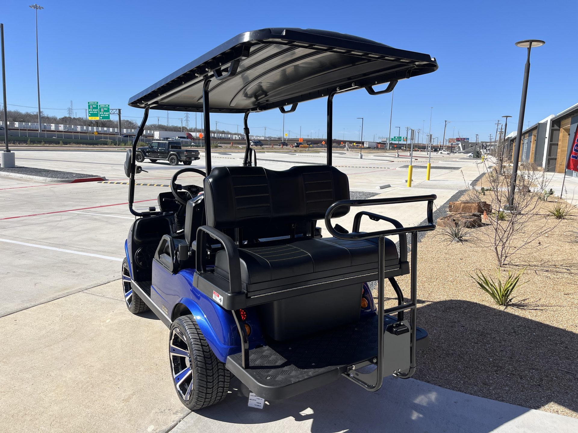 2024 Evolution Classic 4 Plus LITHIUM Golf Cart Lone Star Golf Cars   IMG 9215 