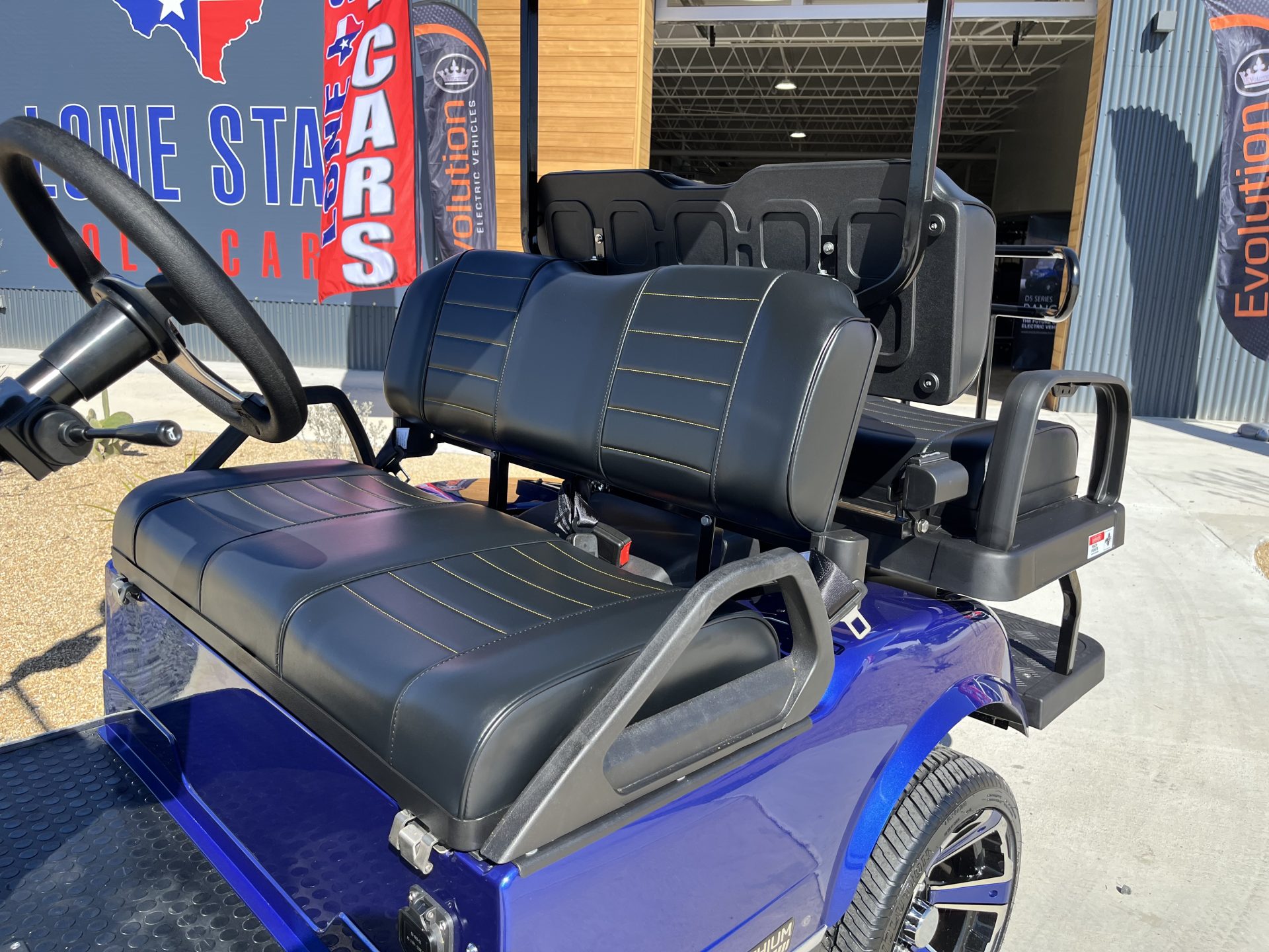 2024 Evolution Classic 4 Plus LITHIUM Golf Cart Lone Star Golf Cars   IMG 9217 