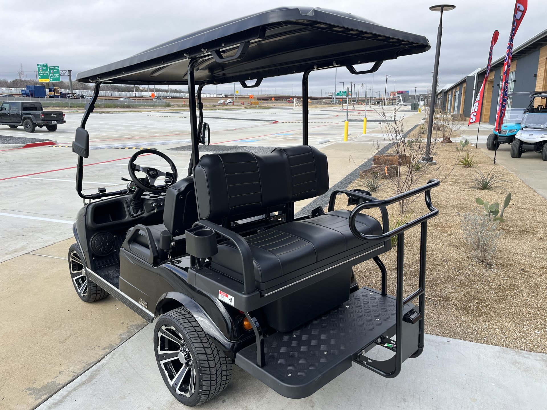 2024 Evolution Classic 4 Pro LITHIUM Golf Cart Lone Star Golf Cars   IMG 9268 